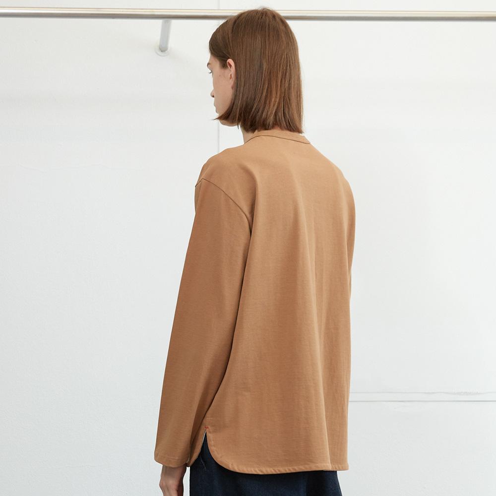 Holliseon 20Fw Emery Long Sleeve Pocket Seasonal T-Shirts Camel