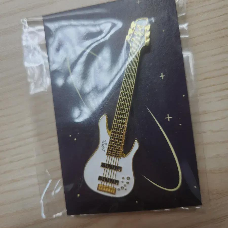 

Lucy Cho Won Award Badge Baek Kyung Unopened