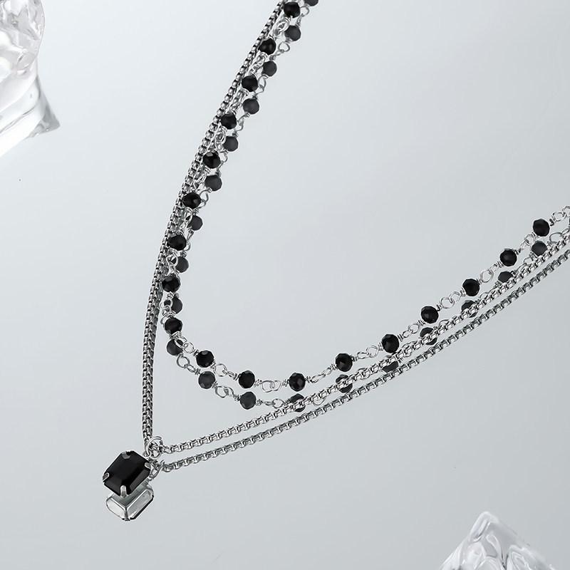 Double Layer Black Diamond Pendant Clavicle Necklace - Sweet & Spicy Style, High-End Light Luxury for Women