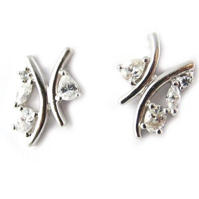 [B8476] - White 'Crystal Dream' Silver Earrings