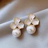 Steel needle flower diamond pearl stud earrings simple and fashionable small fresh earrings niche versatile high-end earrings