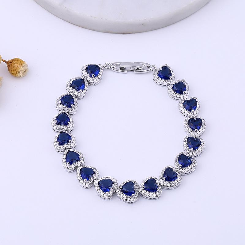 Koreanische Version Herzförmiges Edelsteinarmband mit Vollbesatz und Platinbeschichtung