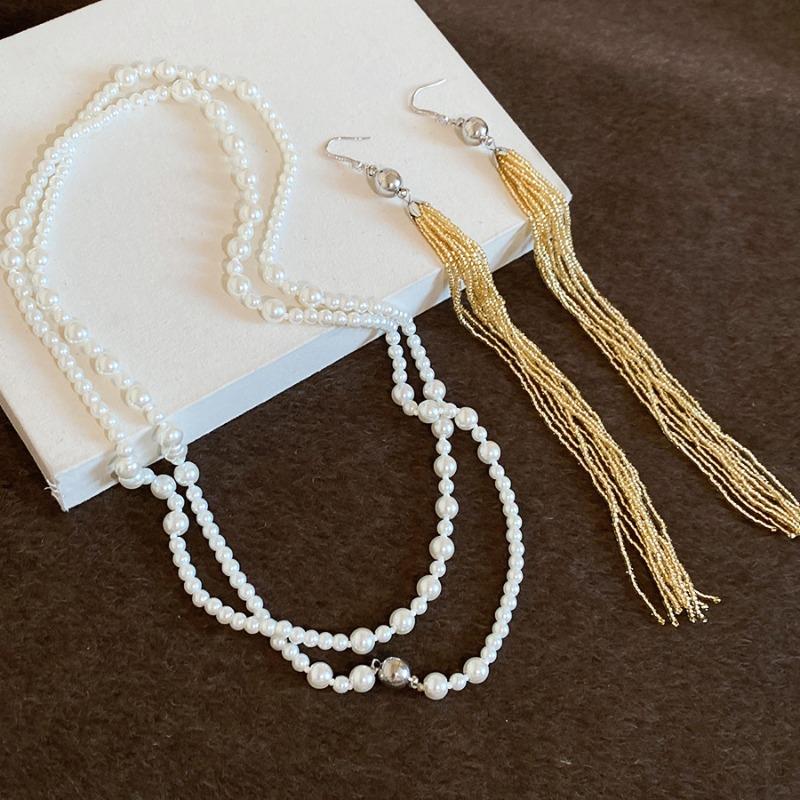 Pearl beaded tassel magnetic ear hook necklace retro simple fashion collarbone chain light luxury high-end sweater chain women