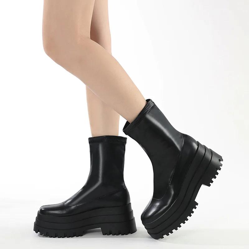 Fashion New Sexy Chain Women Leather Autumn Boots Block Heel Gothic Black Punk Style Platform Shoes Female Footwear High Quality