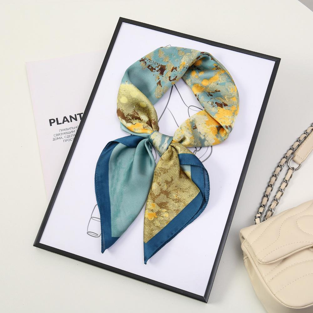 71 Flower polka dot simulation silk scarf neck small square scarf Korean atmosphere sunscreen scarf advanced sense