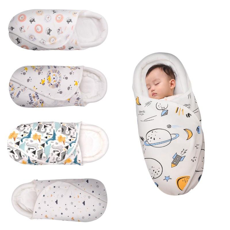 Babyschlafsack aus reiner Baumwolle mit Kopf- und Nackenschutz für Neugeborene, Dinosaurier-Print