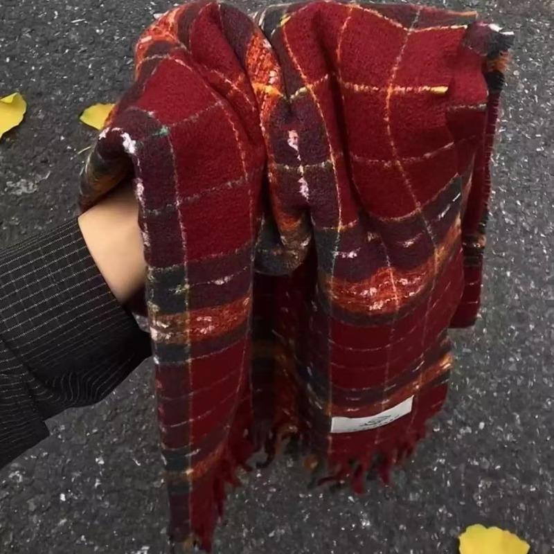 New Christmas atmosphere red plaid scarf women's winter versatile warm thickened student scarf tide