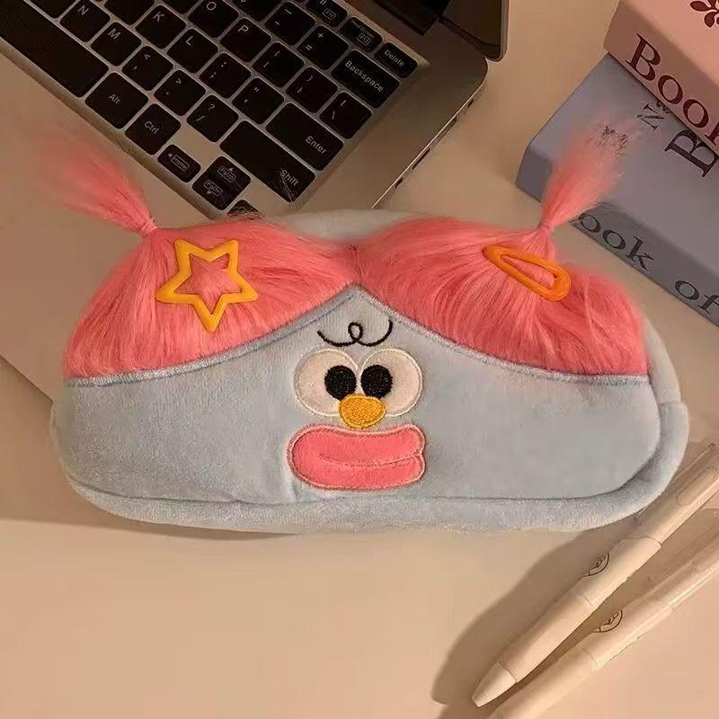 Adorable and Stylish Large Capacity Pencil Case for Junior High School Girls' New Semester