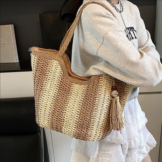 Large Capacity Bag Women's New Beach Seaside Vacation Shoulder Bag Fashion Tote Bag