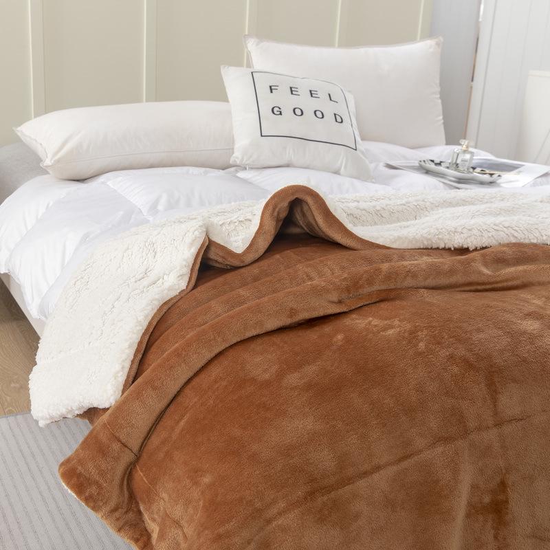 New Double-Layer Thick Lambskin Leisure Blanket for Sofa or Office Nap