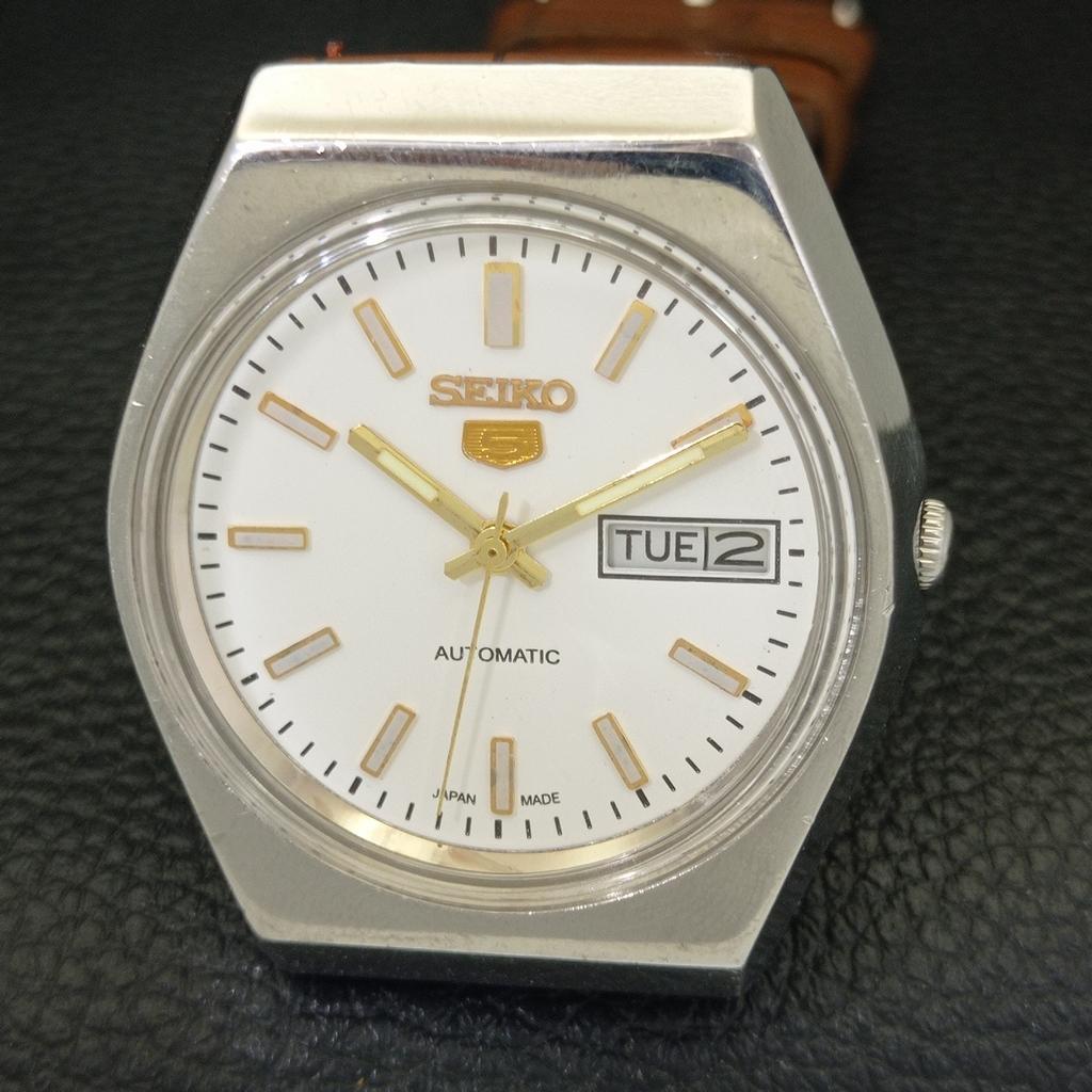 VINTAGE SEIKO 5 AUTOMATIC 6319A JAPAN MENS WHITE COLOR DIAL WATCH A701229-5 R206a-a701229