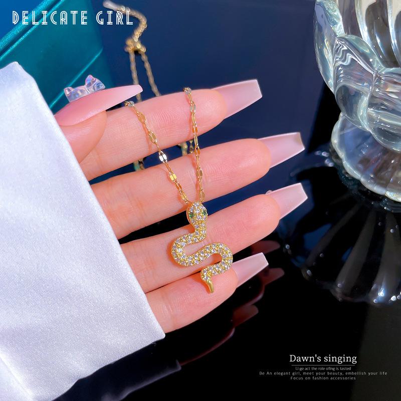 Full Diamond Green-Eyed Snake Micro-Inlaid Real Gold Necklace Women'S Transfer Bead Collarbone Chain With Jewelry