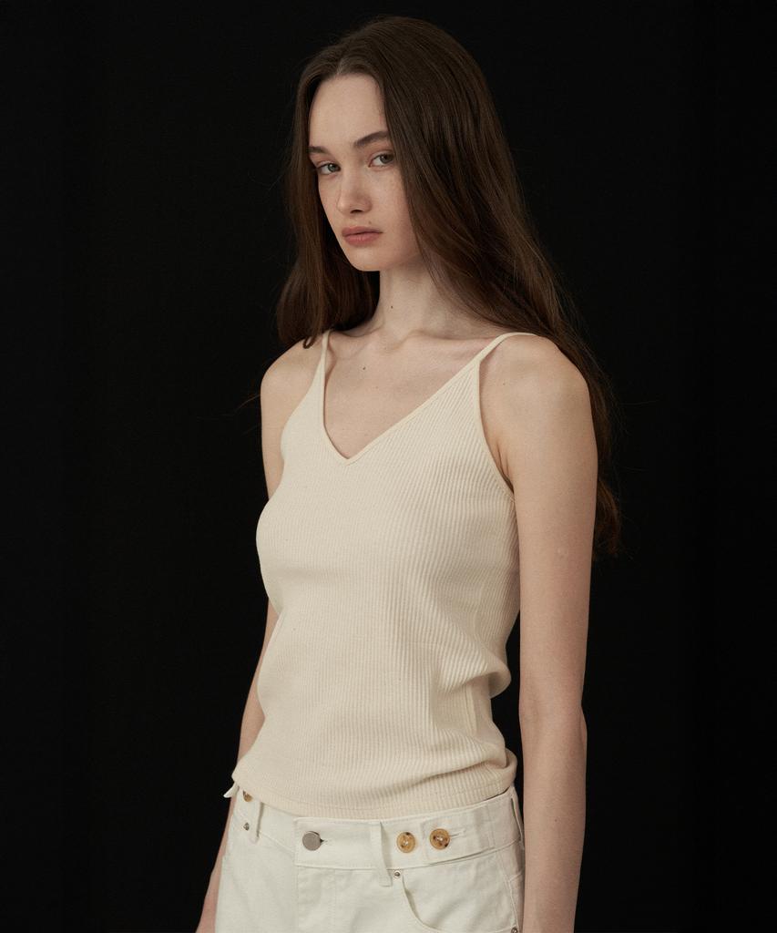 MOTT V-Neck Sleeveless - Cream