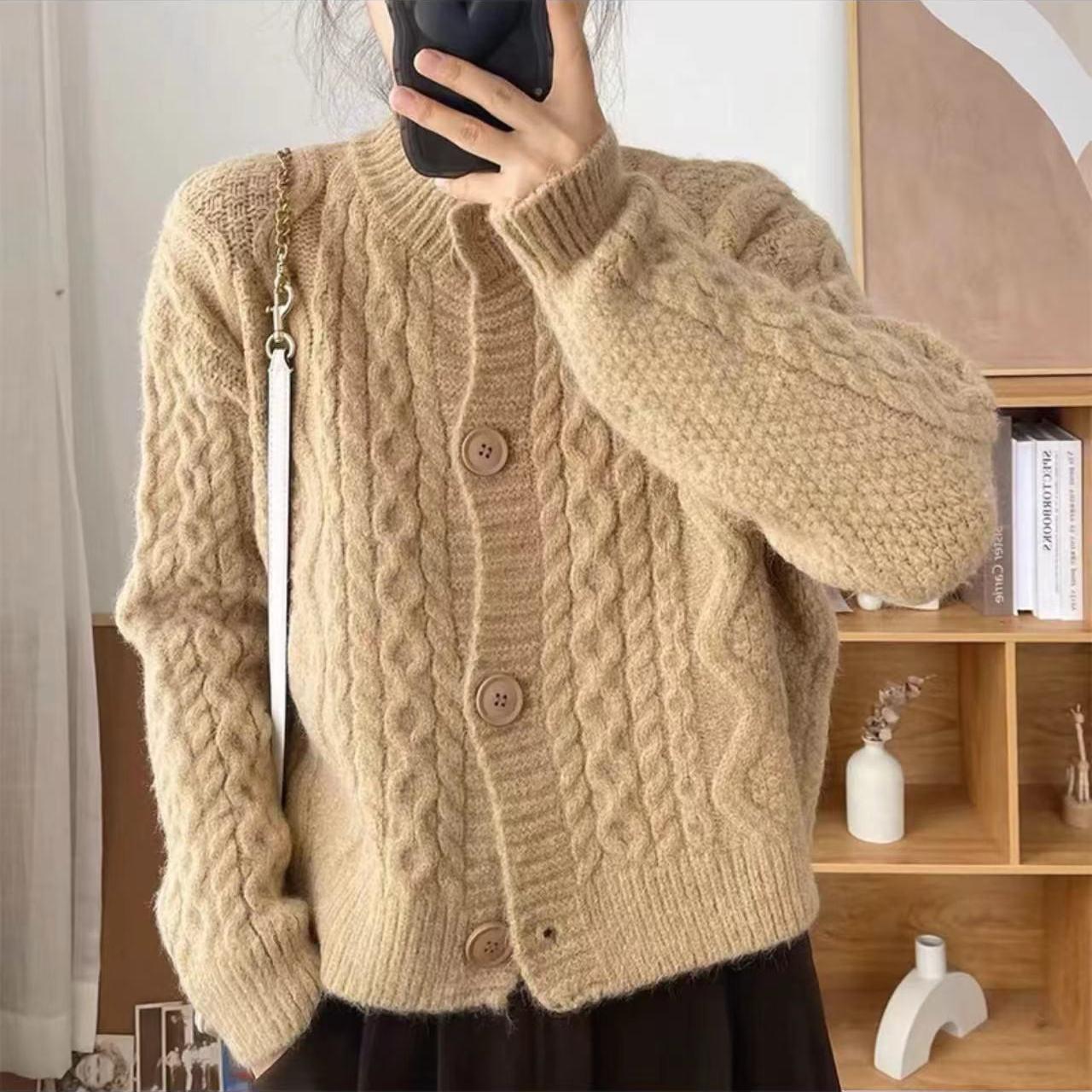 

Women s Soft Cable Knit Cardigan - Autumn/Winter 2025, Loose, Casual, Fashionable Sweater S (80-100 jin) хаки