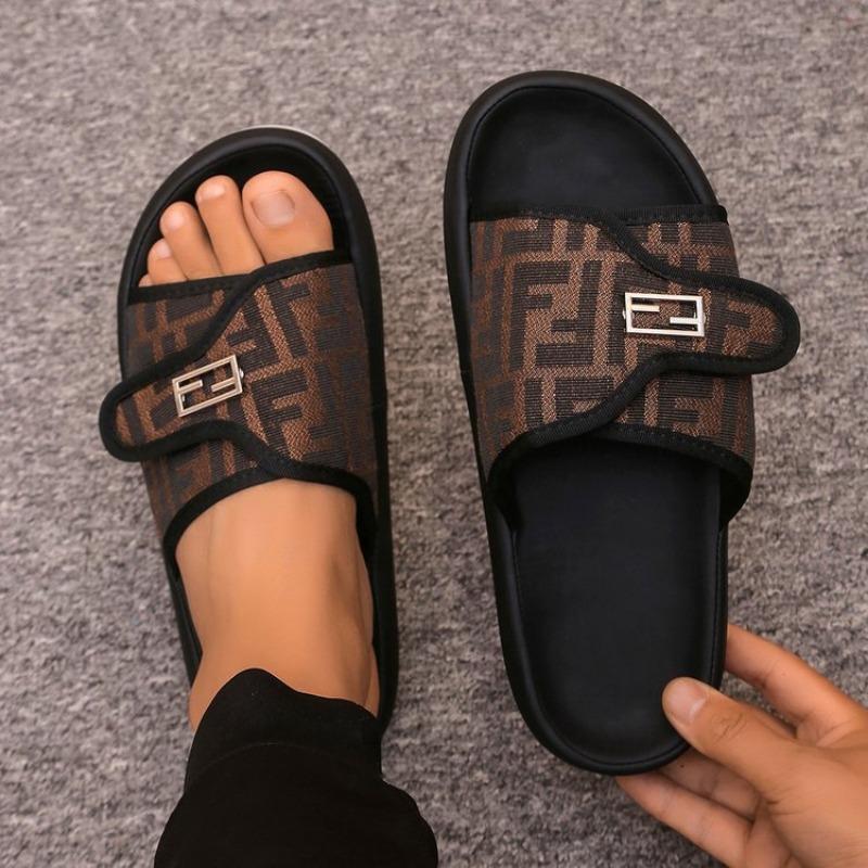 

New simple thick-bottomed casual Velcro high-end feeling shit stepping on cool slippers 44 светло-коричневого