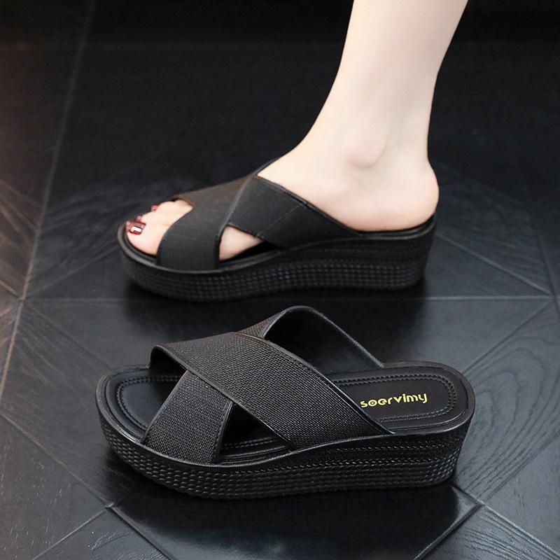 Pantofle se silnou podrážkou pro ženy nosící plážovou obuv pro vnější nošení, vnitřní protiskluzové podpatky, piškotové chladné pantofle pro zvýšení výšky