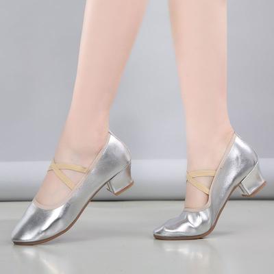 Pantofi – Pantofi