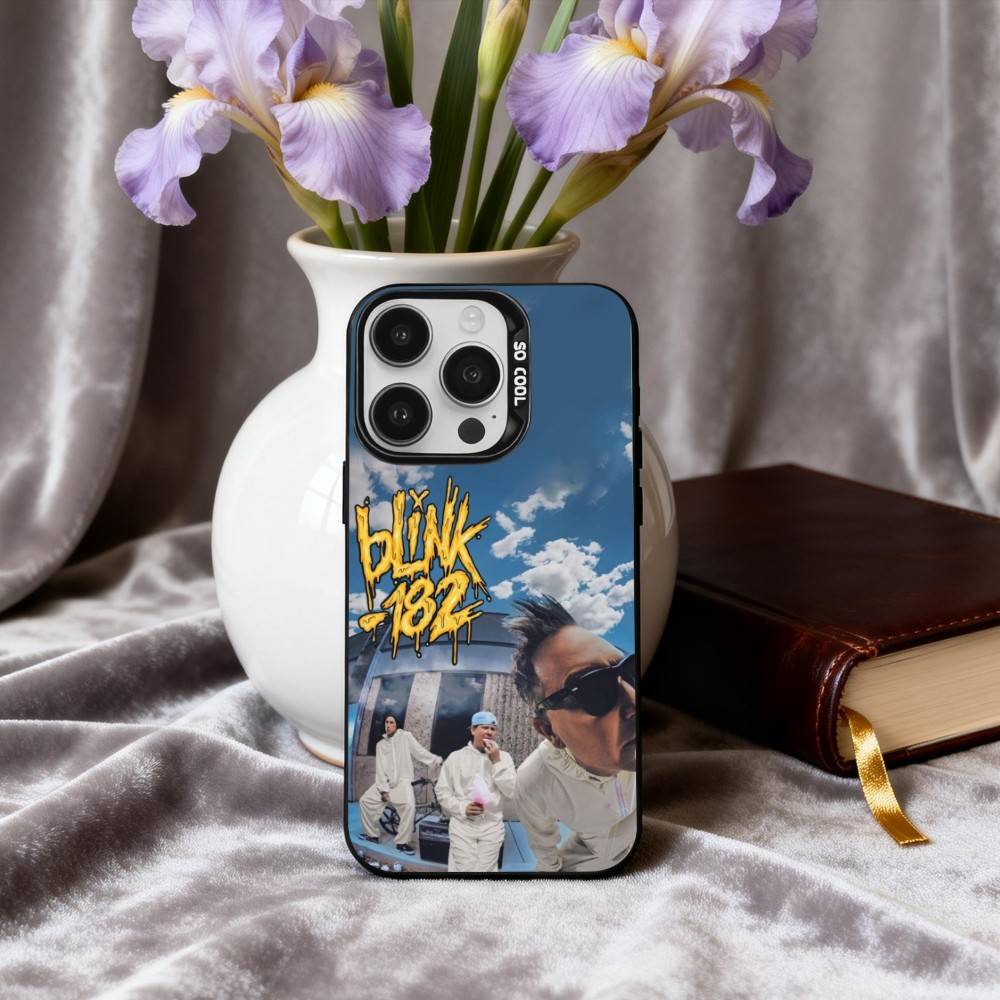 Punk B-Blink-182 Band Phone Case For iPhone17,16,15,14,13,12,11 Plus,Pro Max Candy Silver Plated Inside Cover