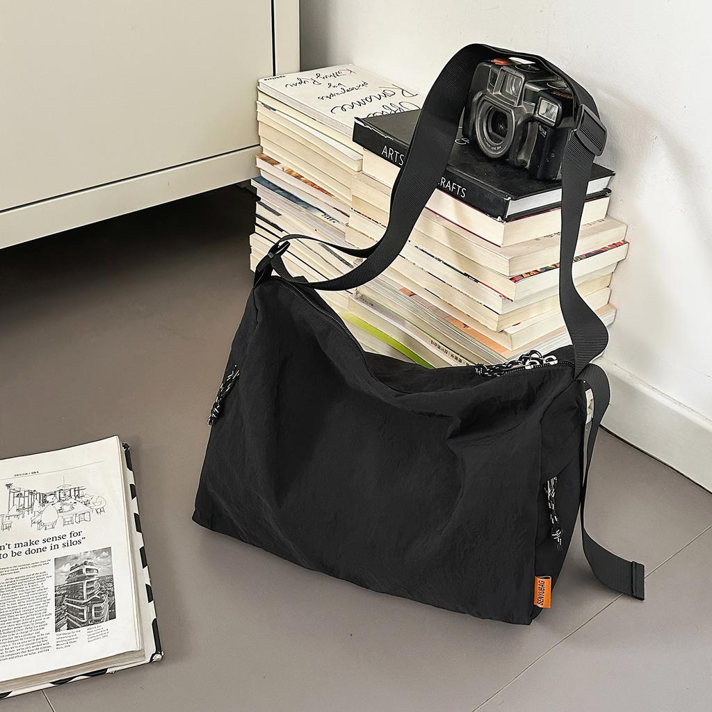 Large Capacity Simple Workwear Style Crossbody Bag Women's Solid Color Lightweight Tote Bag 2025 Autumn New Sports Shoulder Bag