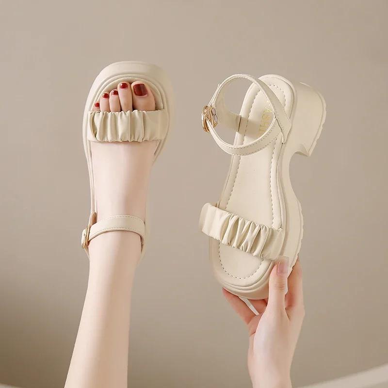 

Fashion Fairy style thick heels for summer wear in 2025, new small and thick soles with fashionable beach sandals 35 бежевый