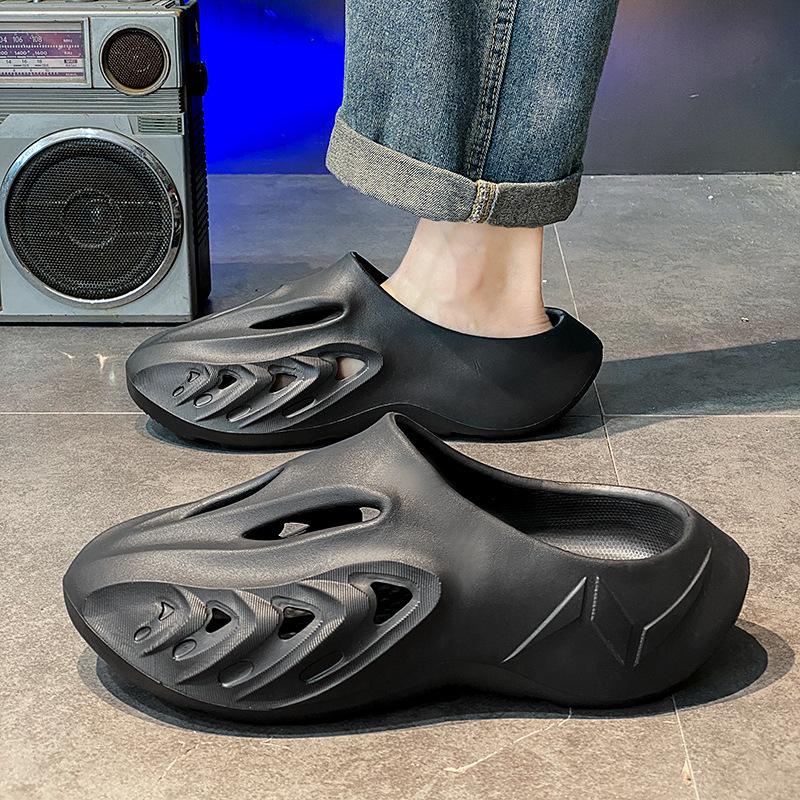 Half-Drag Hole Slippers Are Fashionable, Breathable, Light And Non-Slip, And Men'S Thick-Soled Large-Size Slippers For Beach Vacation.