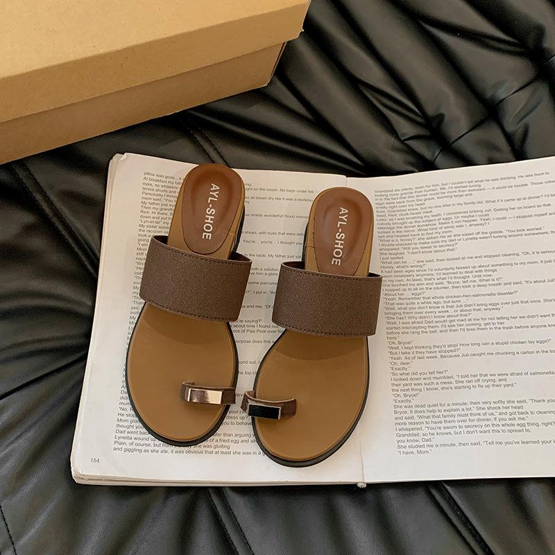 Fashion New Niche Retro Heightened Slope Heel Cool Slippers with Outer Wear Cover Toe Cold Slippers Women