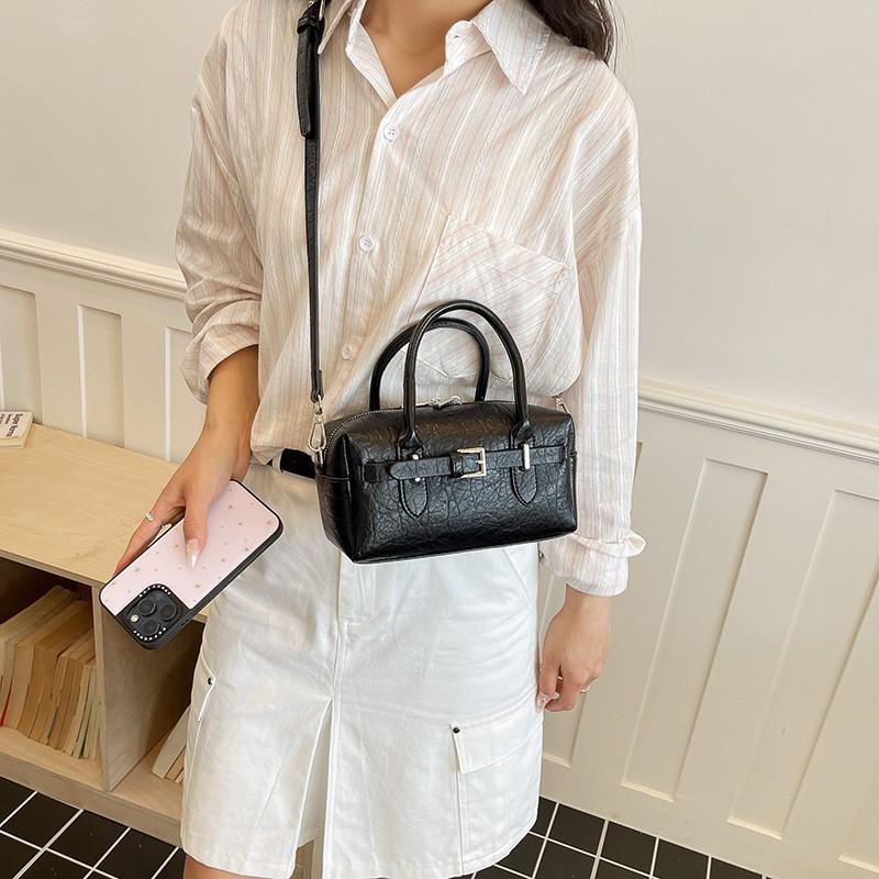 Stylish Minimalist Crossbody Bag Women Small Square PU Shoulder With Zip Phone Pocket