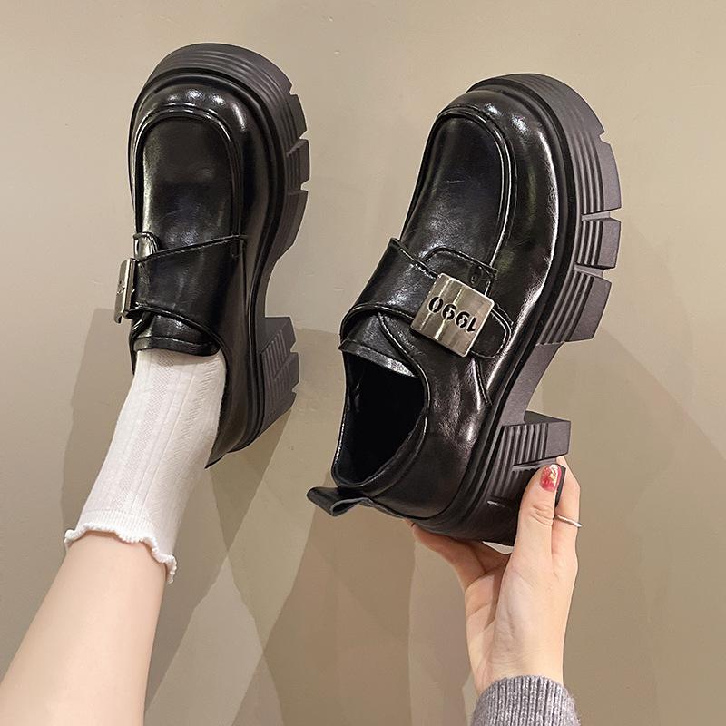 Thick-soled heightened loafers women's 2025 new spring popular single shoes versatile thick heel with skirt college small leather shoes