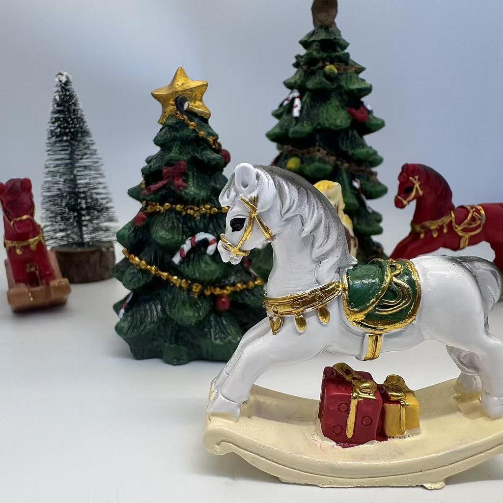 Small Christmas Rocking Horse Decor Collection Desktop Animal Statue Resin Desk Figure for Birthday Shop Party Wedding Fireplace