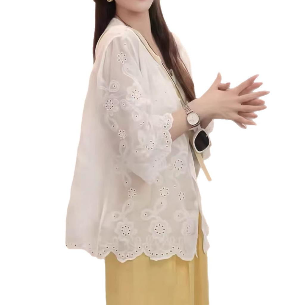 Spot Quick Hair Korean Lace Jacquard Embroidered Seven-quarter-sleeved Shirt Summer Commuting Loose and Chic Sunscreen Shirt