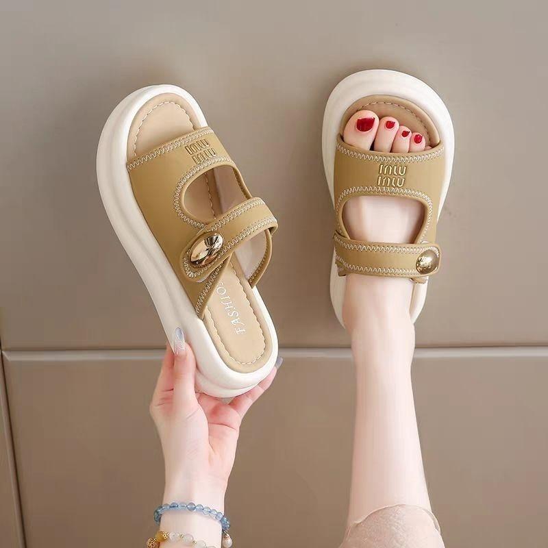 Slippers 2025 Summer New Niche Fashion Comfortable Versatile High Value Thick Bottom Increase Popular Women's Slippers