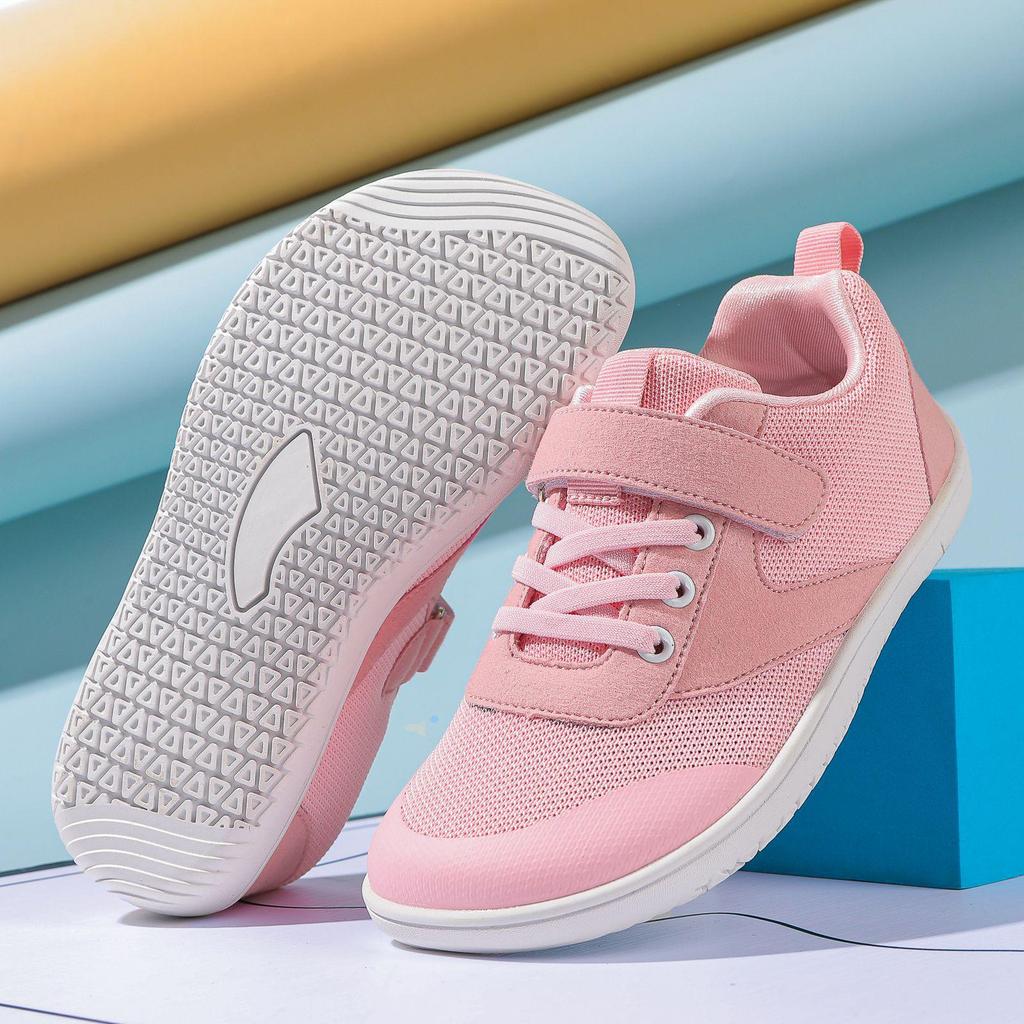 Kids' Lightweight Non-slip Breathable Sports Shoes - Soft Sole, Barefoot, Wide Toe, Flat Bottom, Ideal for Hiking and Cycling.