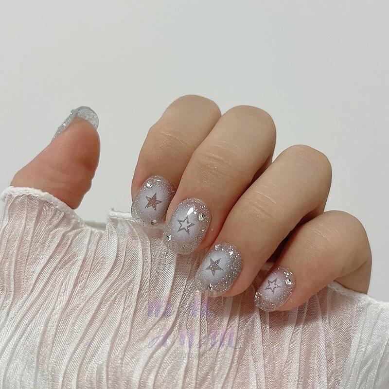 

Ручная работа Y2k Silver Star Twinkle Носимый пресс для ногтей Полное покрытие Многоразовые искусственные ногти Короткие художественные ногти с клеем