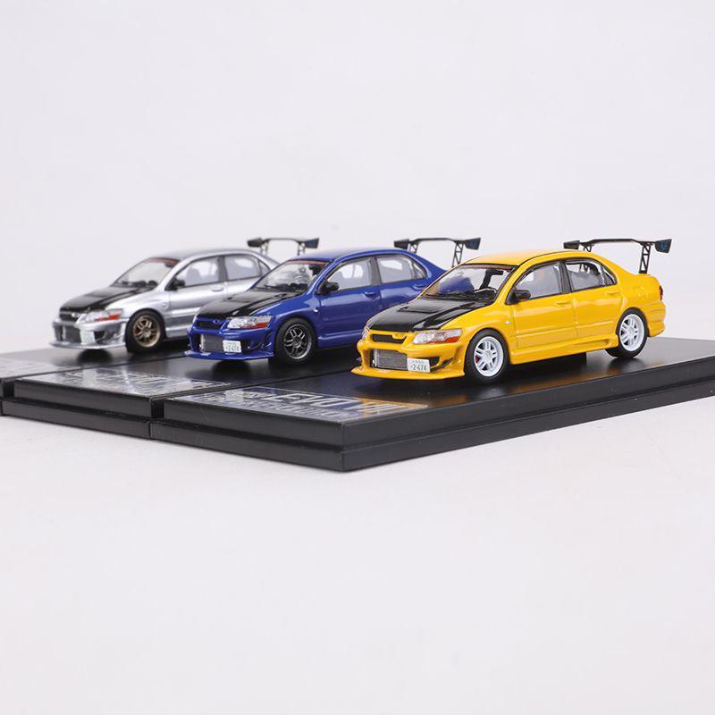 

1:64 Mitsubishi Lancer EVO VII Alloy Car Model жёлтый