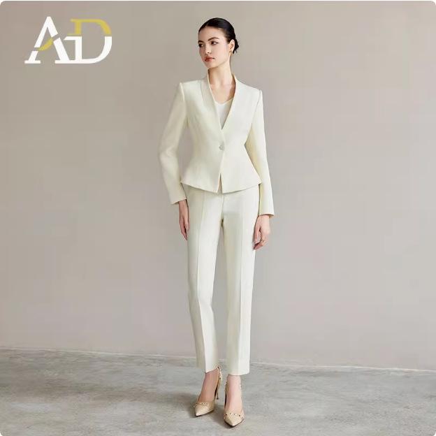 AD Women's Light-Colored Collarless Professional Suit Set - High-End Fashionable Formal Wear for Commuters