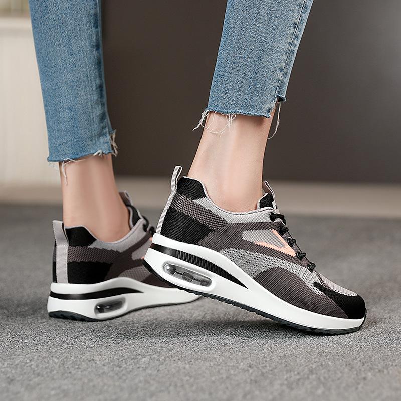 Cushion Damping Lightweight Breathable Mesh Sneaker Soft Bottom Comfortable Soft Women's Travel Shoes