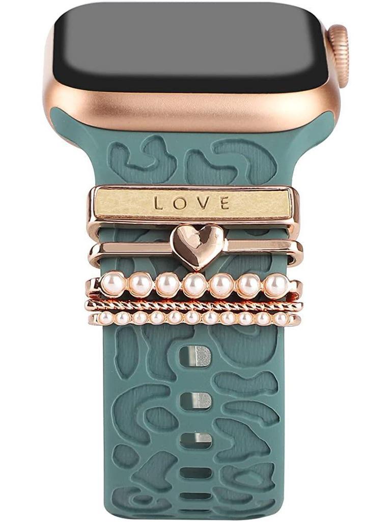 Trendy Silicone Strap for Apple Watch 8 & Samsung - Hot Accessory with Rings/Studs