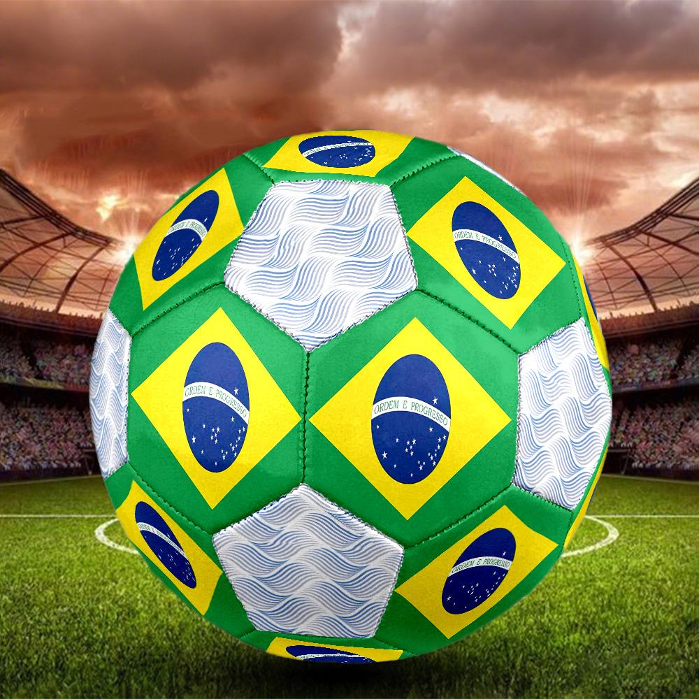 1 pz Bandiere Brasiliana e Portoghese Pallone da Calcio Calcio Taglia 5 Pallone da Calcetto Indoor alla Moda Colorato Gioco per il Cortile - Ottimo Regalo per gli Appassionati di Sport