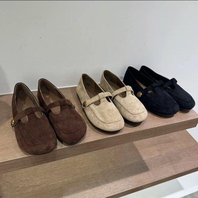 Korean Version of Retro Round Head Flat-bottomed Loafers for Women's 2025 Autumn and Winter New Suede Versatile and Thin Mary Jane Single Shoes F