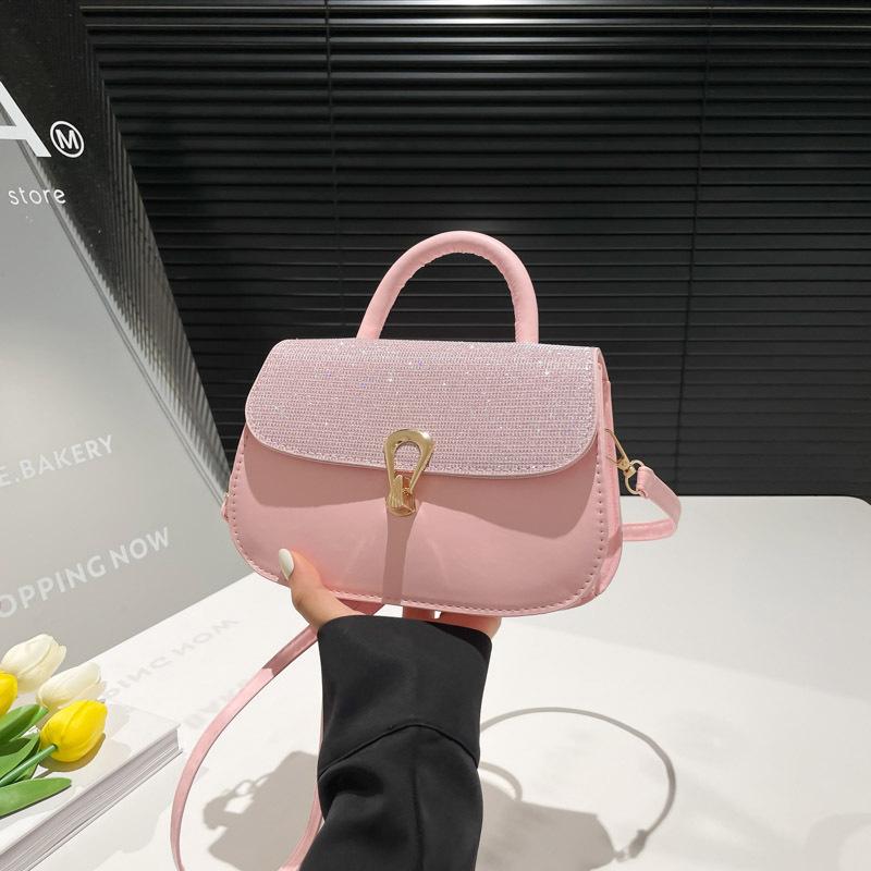 Small bag 2025 new spring and summer fashion small square bag underarm commuter women's bag foreign texture shoulder messenger bag