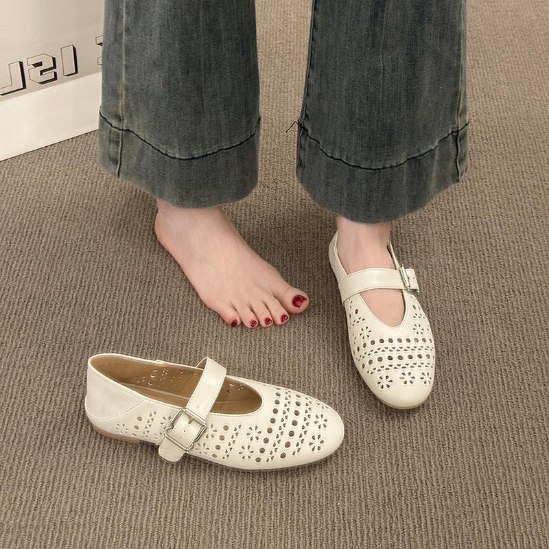 French laser hole single shoes women's spring 2025 new Korean version comfortable and breathable casual single shoes versatile women's shoes