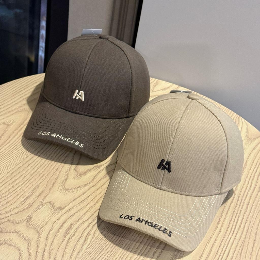 New Autumn and Winter Warm and Versatile Hard Top Woolen Baseball Hat for Women Casual Letter Embroidery Top Slim Peaked Cap