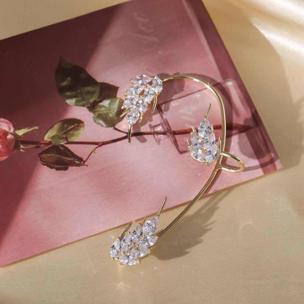 

Серьги из цинкового сплава в форме листа для женщин, корейские серьги-клипсы для ушей без проколотых сережек со стразами Left