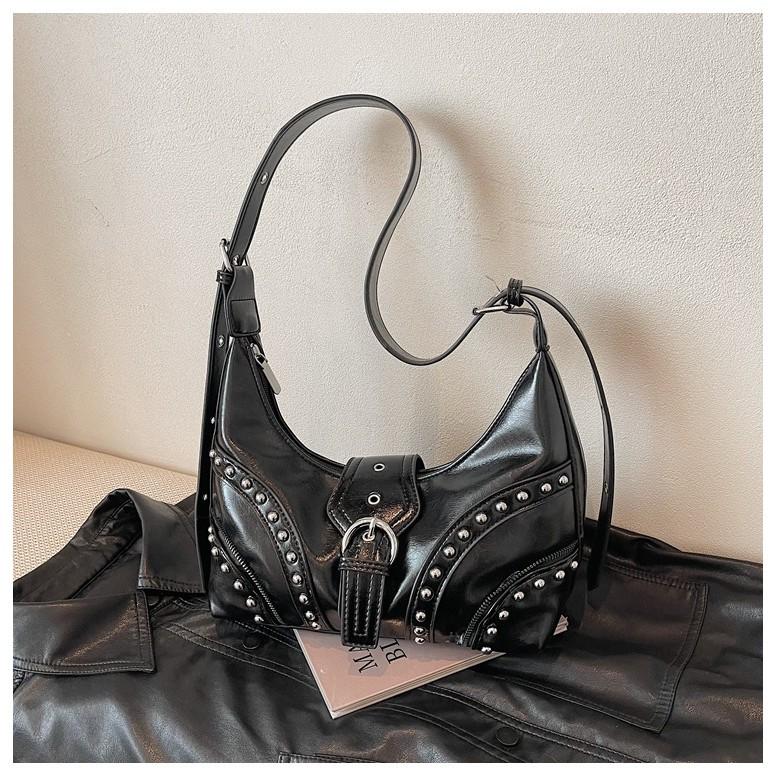 Ielgy Retro Texture Fashion Underarm Bag All-Match Popular Rivets One-Shoulder Messenger Dump