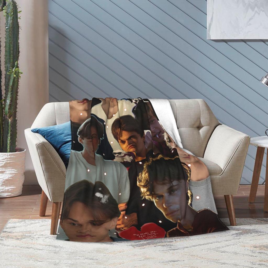Conrad Fisher The Summer I Turned Pretty Throw Blanket for Couch Fuzzy Plush Blanket Multiple Sizes Bedspread for All Seasons