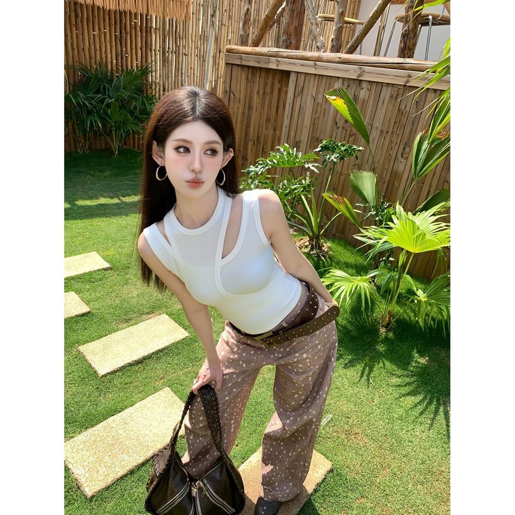 Real shot, Spice Girl irregular fake two-piece hollow vest summer design sense slim and thin short top