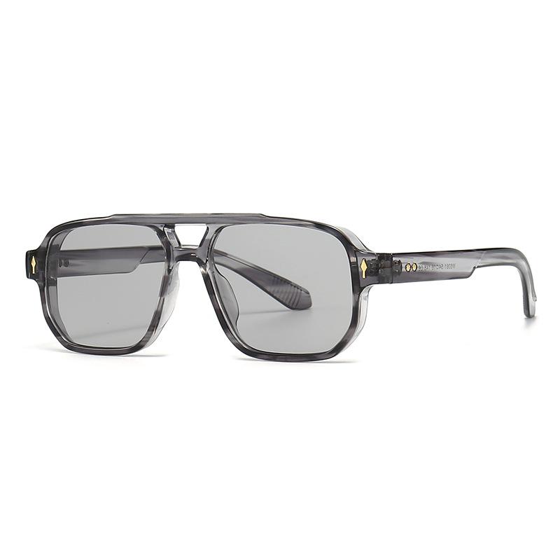 European and American trend street photography retro literary sunglasses modern charm INS wind rivet inlaid sunglasses