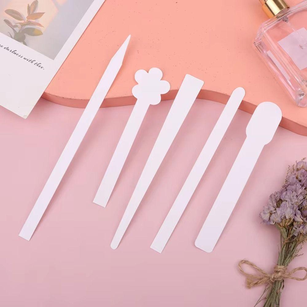 100Pcs Durable Flower Shape Perfume Test Strips Pointed Oil-absorbing Fragrance Test Strips Essential Oil Test Strips