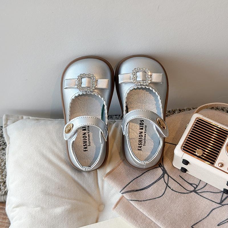 Girls silver single shoes children's leather shoes 2025 spring and autumn new girls fashion princess shoes children's performance shoes tide