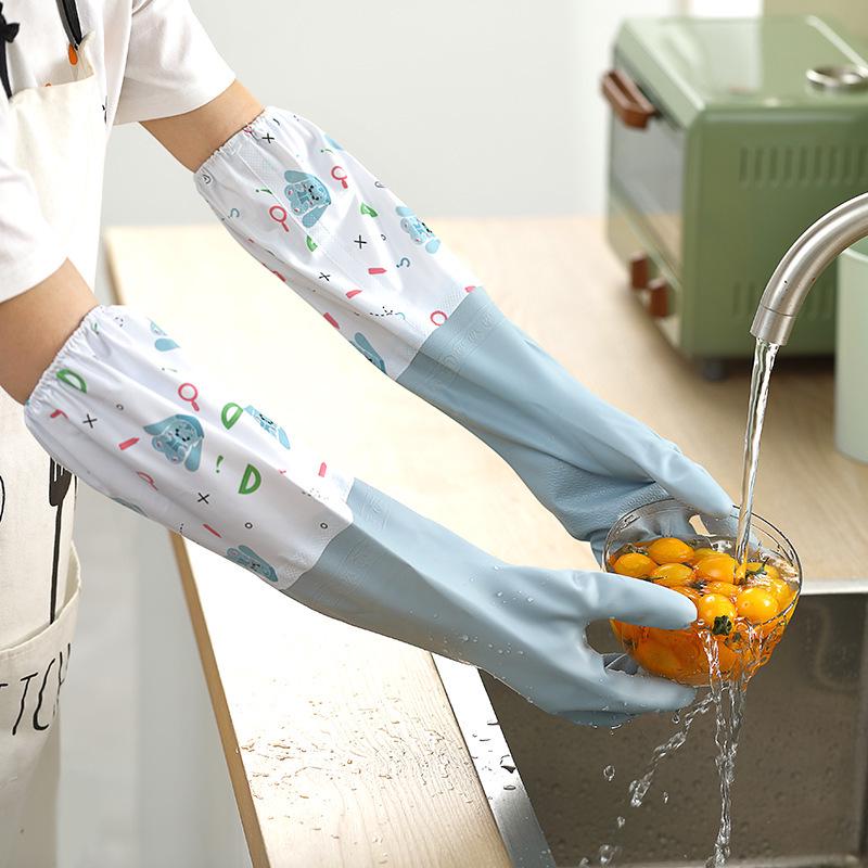 Fleece-Lined Rubber Dishwashing Gloves - Extra Thick, Waterproof, & Warm for Kitchen or Laundry Use